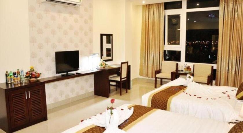 Gia Linh Hotel Da Nang Exterior photo