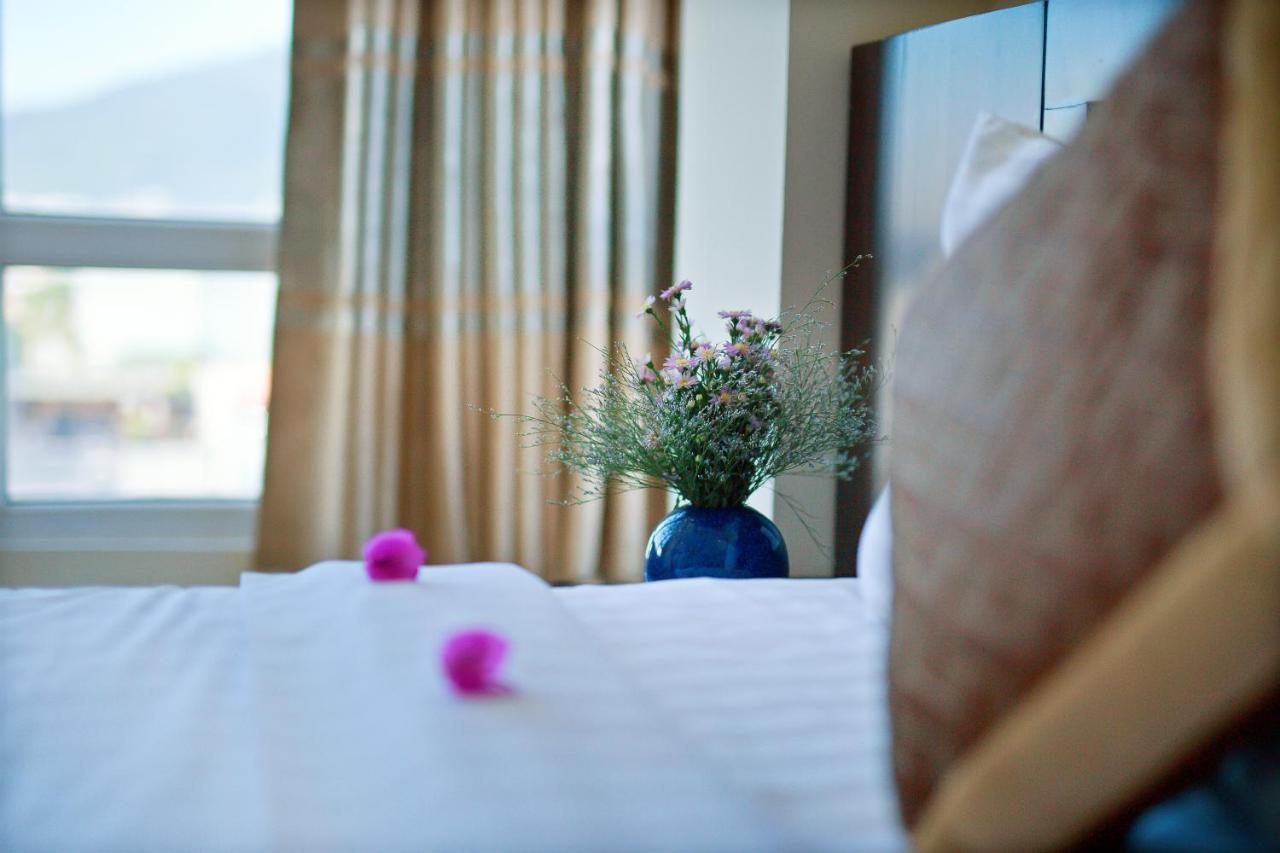 Gia Linh Hotel Da Nang Exterior photo